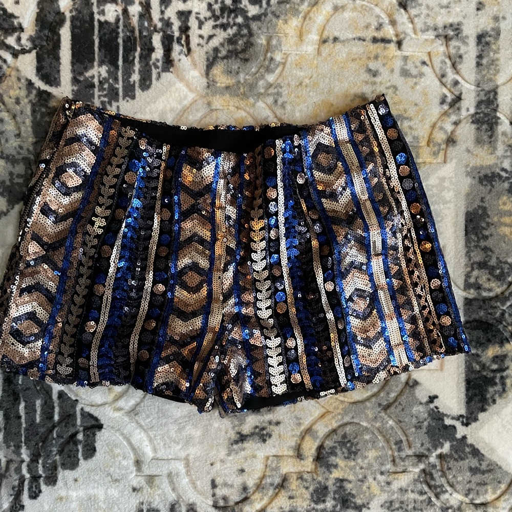 Tobi sequence shorts